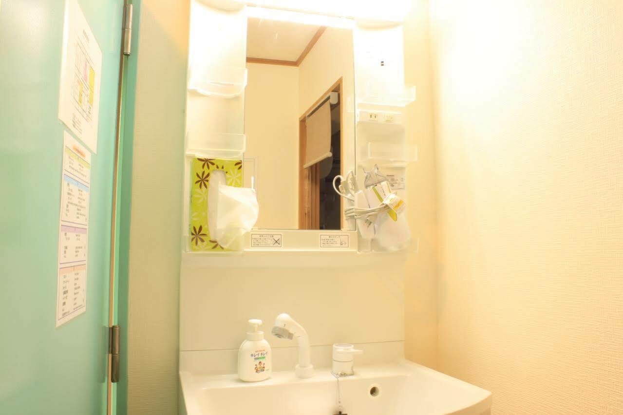T&K Hostel Kobe Sannomiya East Exterior photo